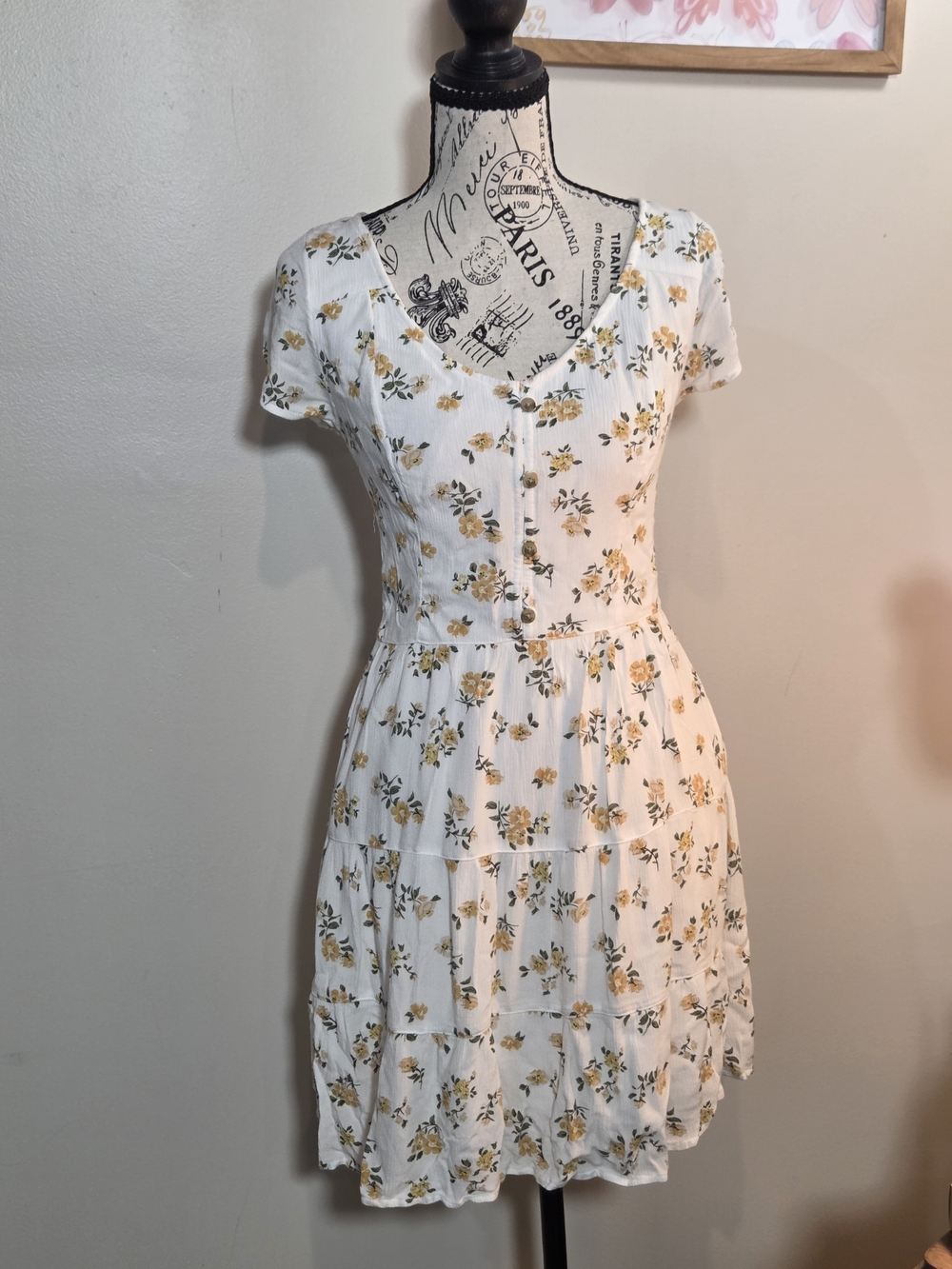 Hollister Ditsy Floral Button Front Mini Dress White & Yellow
